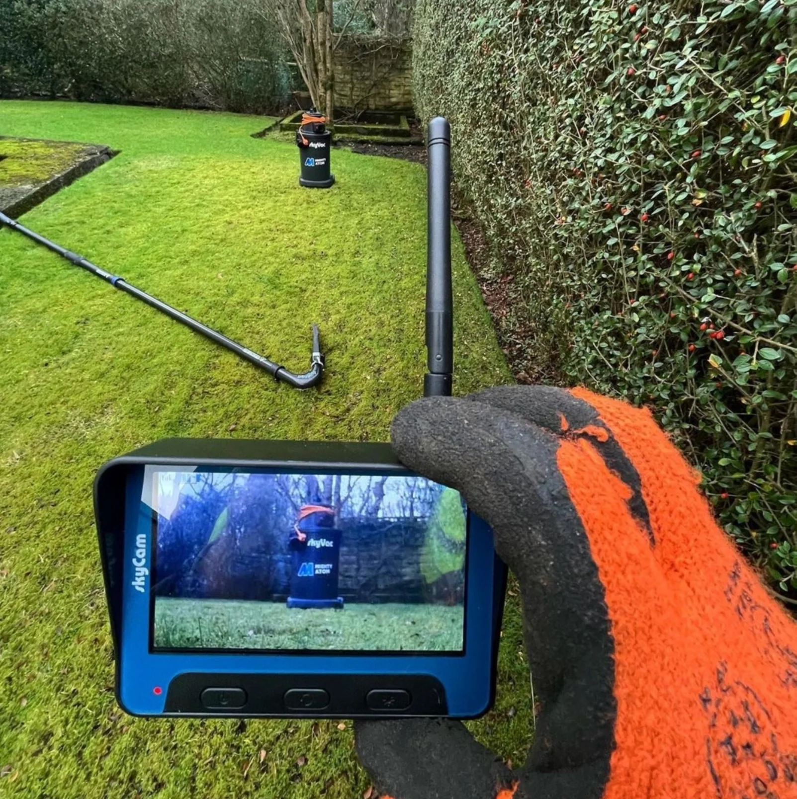skyVac® Gutter Inspection Camera - Image 4